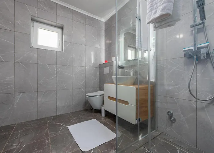 In With Wifi Gračac