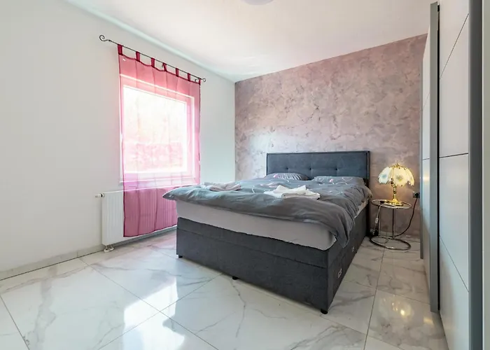 Prázdninový dům In With Wifi