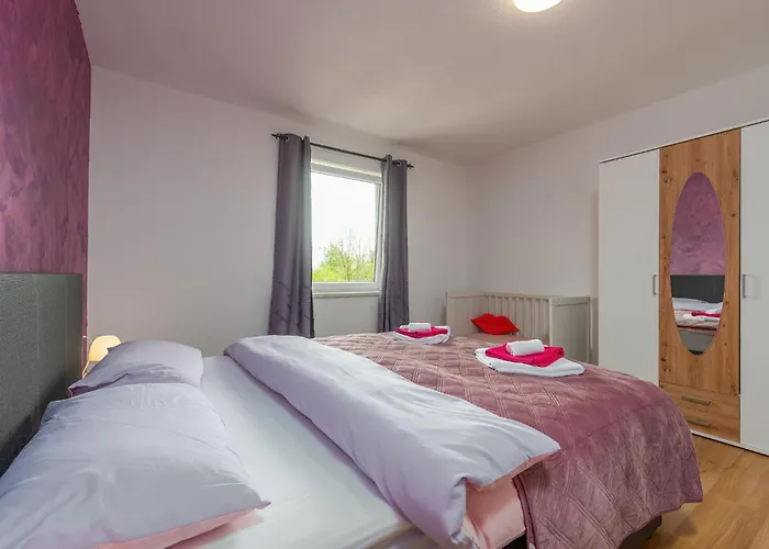 Prázdninový dům In With Wifi *