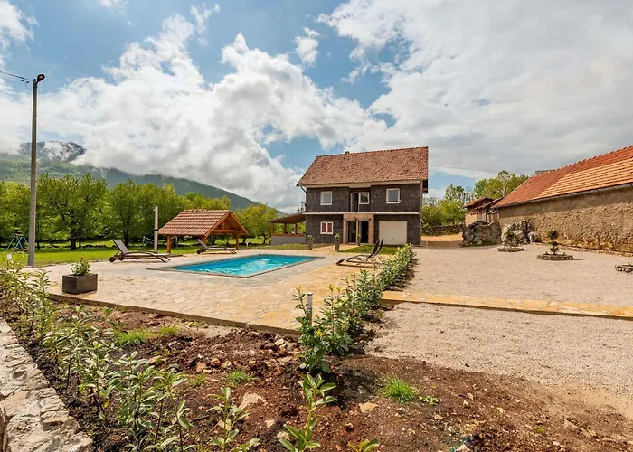 Prázdninový dům In With Wifi